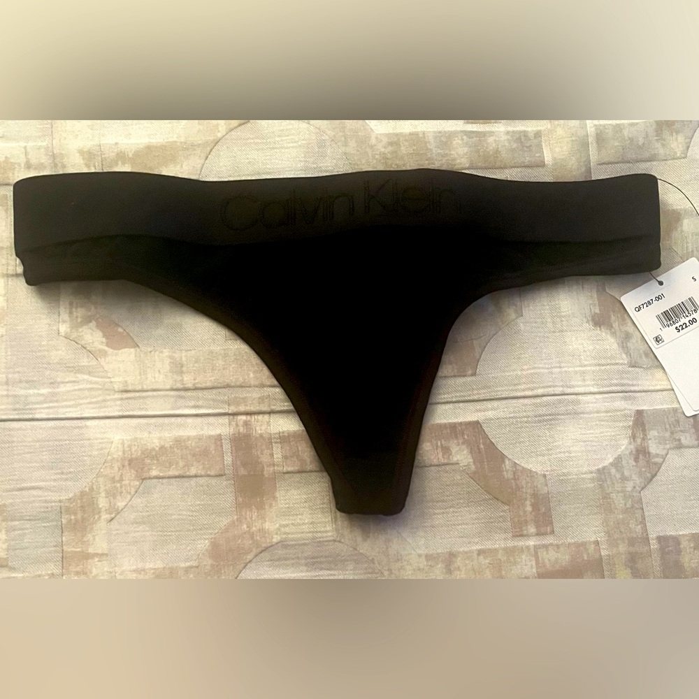 Calvin Klein Black Lace Thong . Size Small